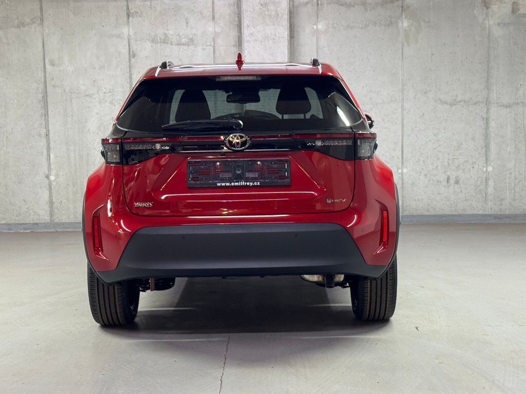 Toyota Yaris Cross SUV 1,5 l 68 kw