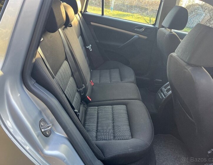 Škoda Octavia Kombi 0,0 77 kw