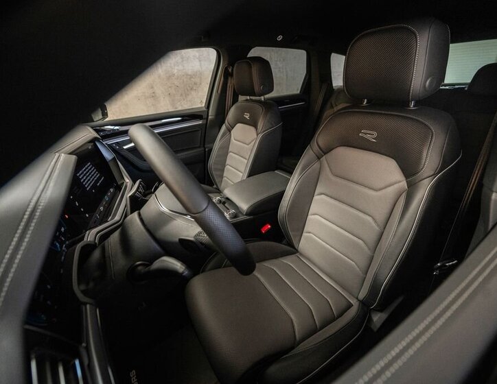 Volkswagen Touareg SUV / Terénní 3,0 l 210 kw