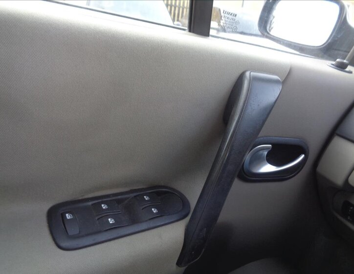 Renault Scénic Kombi 1,6 l 83 kw