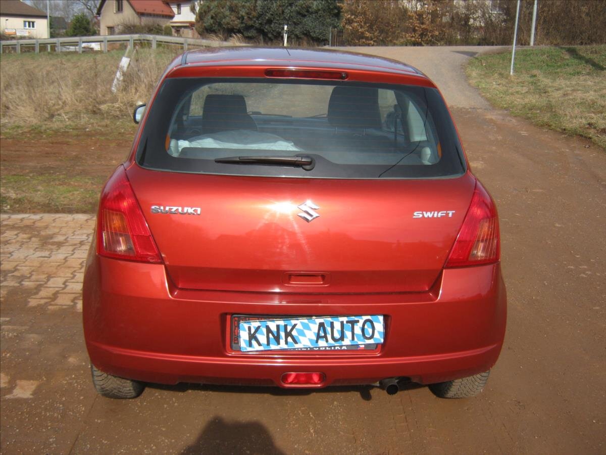 Suzuki Swift Hatchback 1,3 l 67 kw