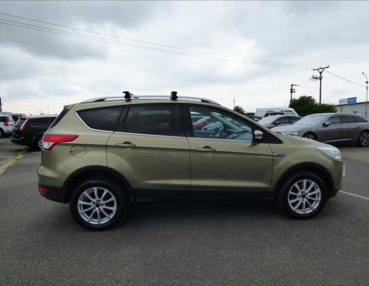 Ford Kuga SUV / Terénní 2,0 l 110 kw