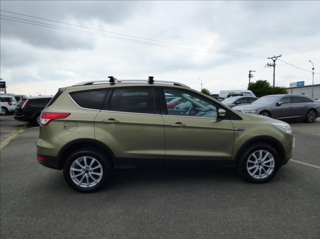 Ford Kuga SUV / Terénní 2,0 l 110 kw