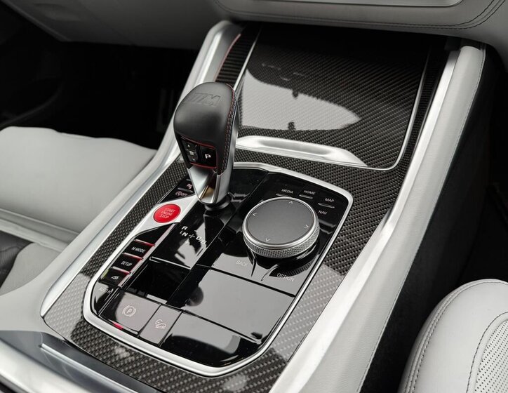 BMW X5 SUV / Terénní 4,4 l 460 kw