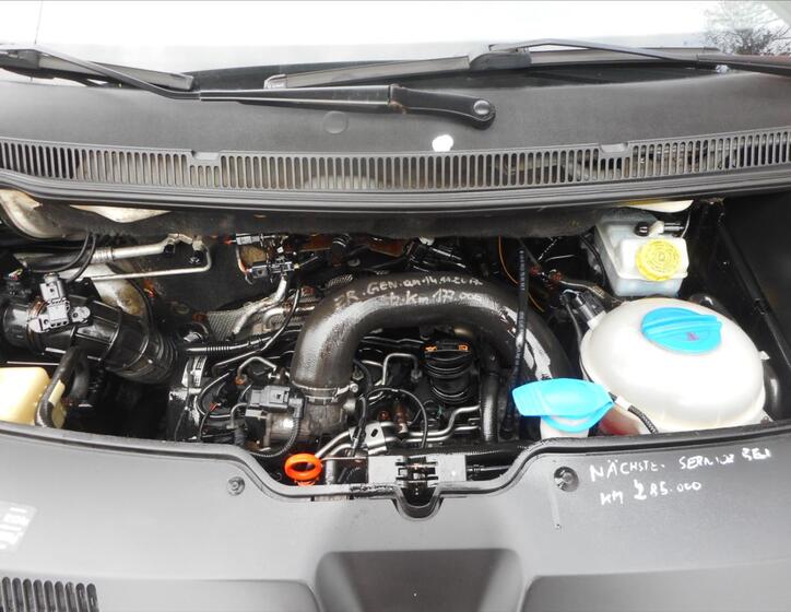 Volkswagen Transporter 19