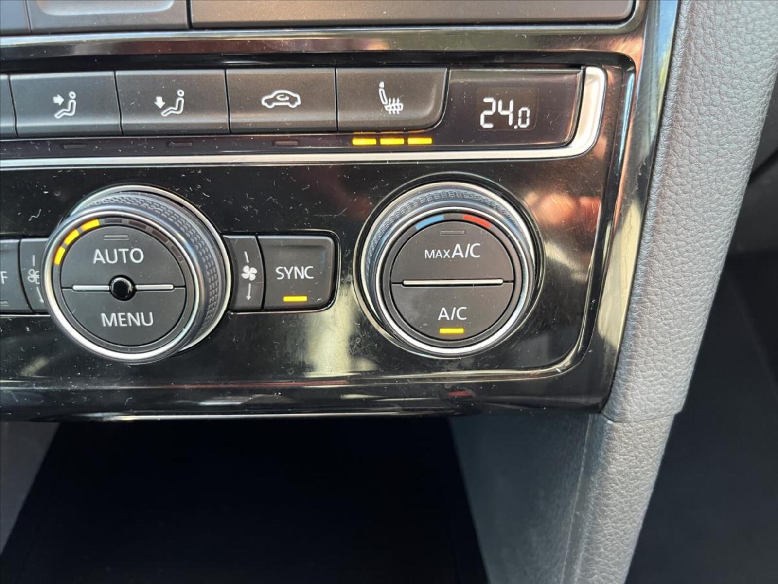 Volkswagen Golf Sportsvan 24