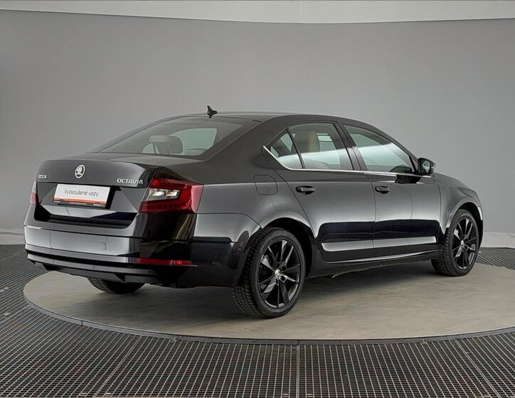 Škoda Octavia Liftback 2,0 l 110 kw