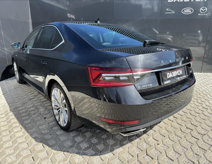 Škoda Superb Liftback 2,0 l 200 kw