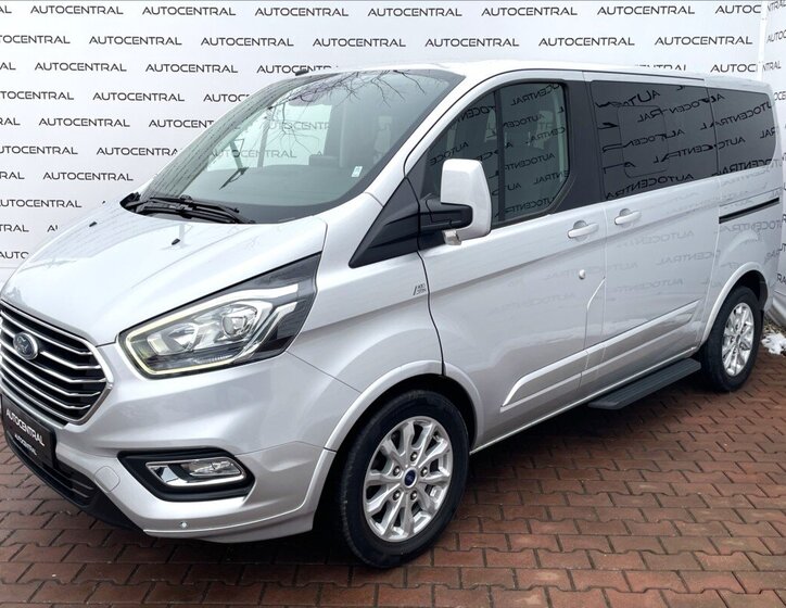 Ford Tourneo Custom MPV 2,0 l 96 kw