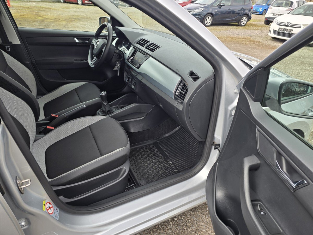Škoda Fabia Hatchback 999,0 70 kw