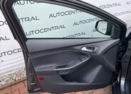 Ford Focus Kombi 999,0 92 kw