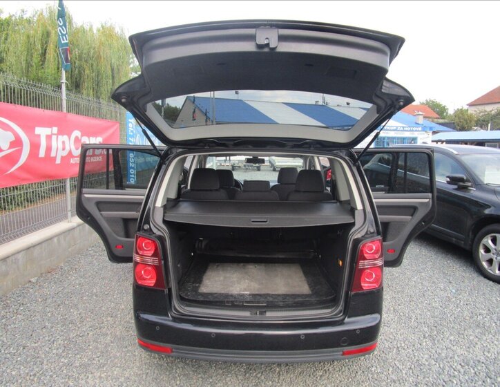 Volkswagen Touran 31