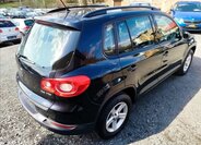 Volkswagen Tiguan SUV 2,0 l 103 kw