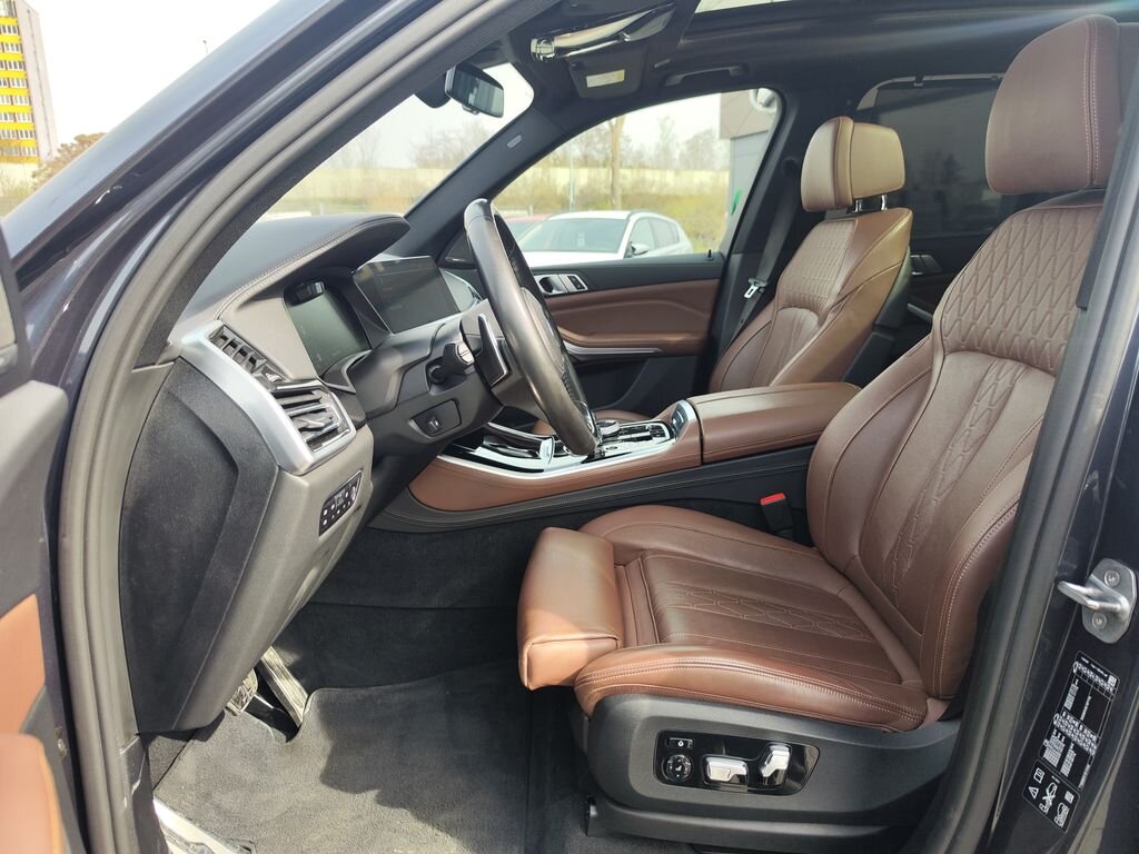 BMW X5 SUV / Terénní 3,0 l 250 kw