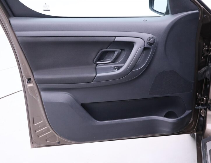 Škoda Roomster MPV 1,2 l 63 kw