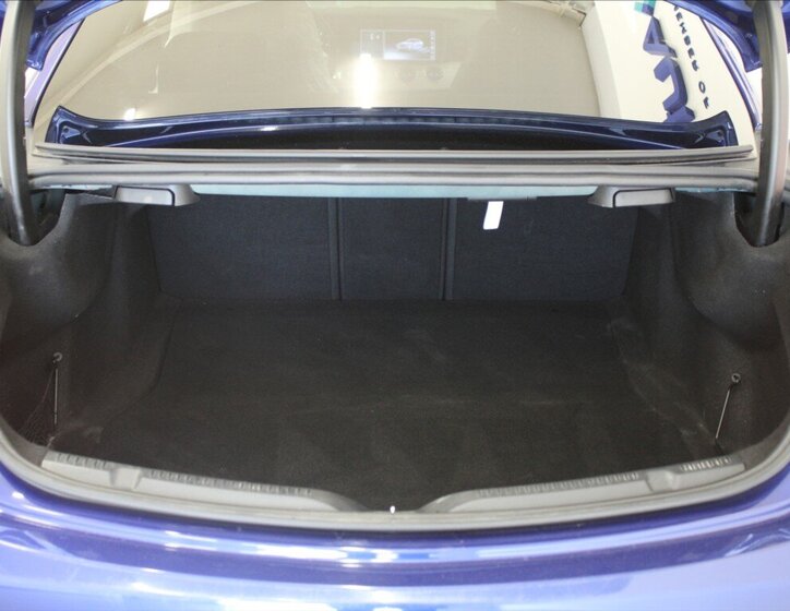 Mercedes-Benz Třídy E Kupé 2,0 l 143 kw