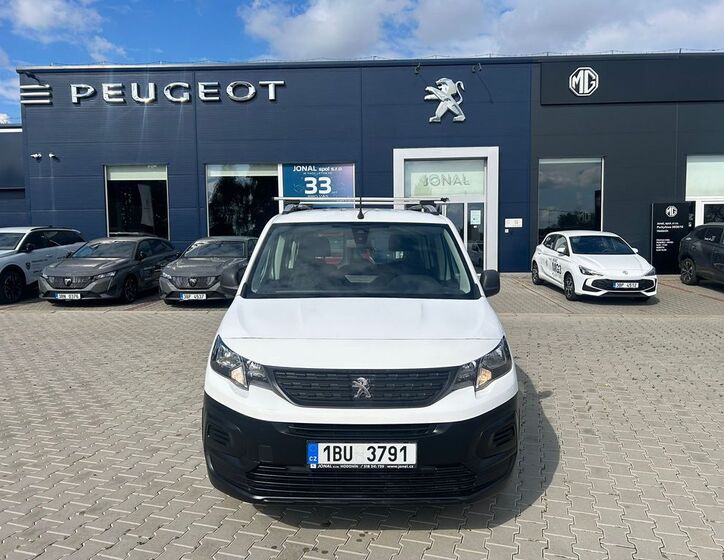Peugeot Rifter 10