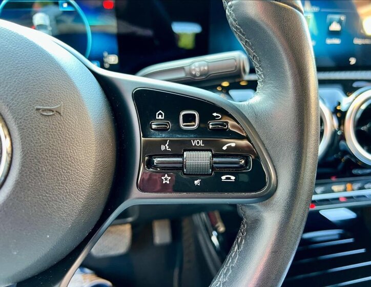 Mercedes-Benz CLA Kombi 1,5 l 85 kw