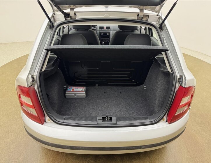 Škoda Fabia Hatchback 1,2 l 40 kw