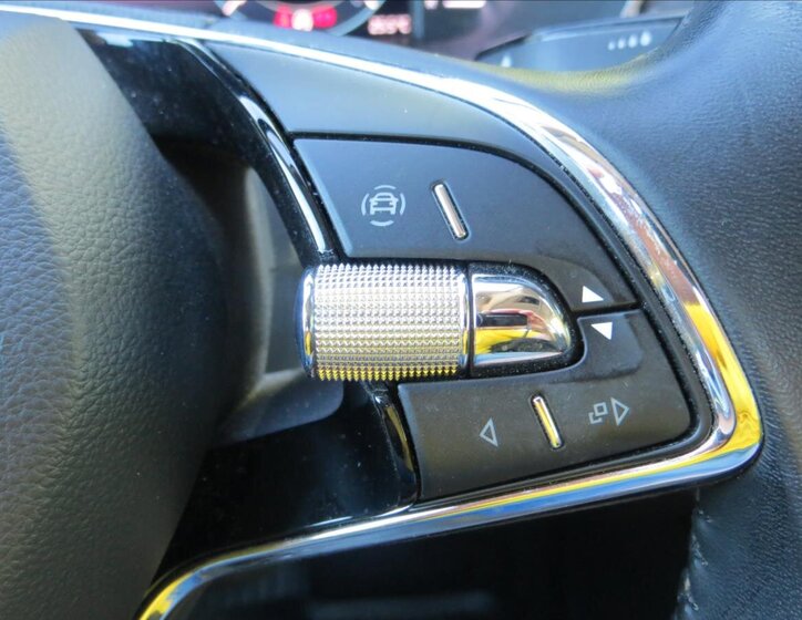 Škoda Octavia Liftback 2,0 l 85 kw