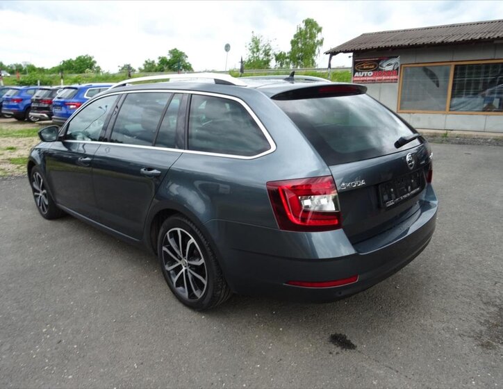 Škoda Octavia Kombi 1,5 l 110 kw