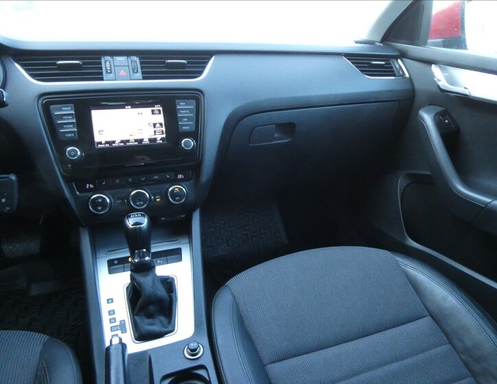 Škoda Octavia Kombi 1,6 l 77 kw