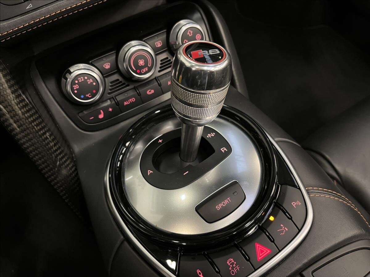 Audi R8 Kabriolet 5,2 l 386 kw