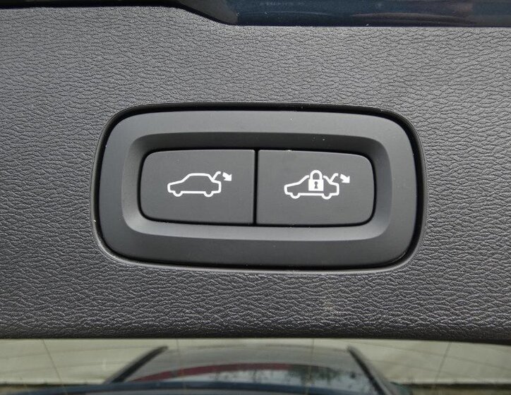 Volvo V60 Kombi 2,0 l 145 kw