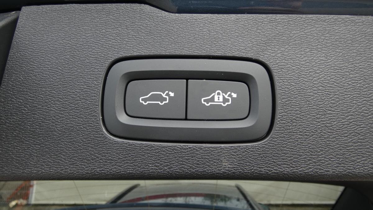 Volvo V60 Kombi 2,0 l 145 kw