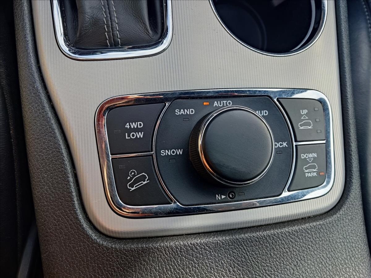 Jeep Grand Cherokee Kombi 3,0 l 184 kw