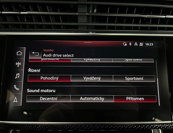 Audi SQ8 SUV 4,0 l 373 kw