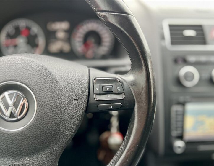 Volkswagen Touran 27