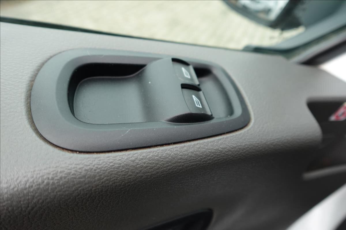 Ford Transit Ostatní 2,0 l 96 kw