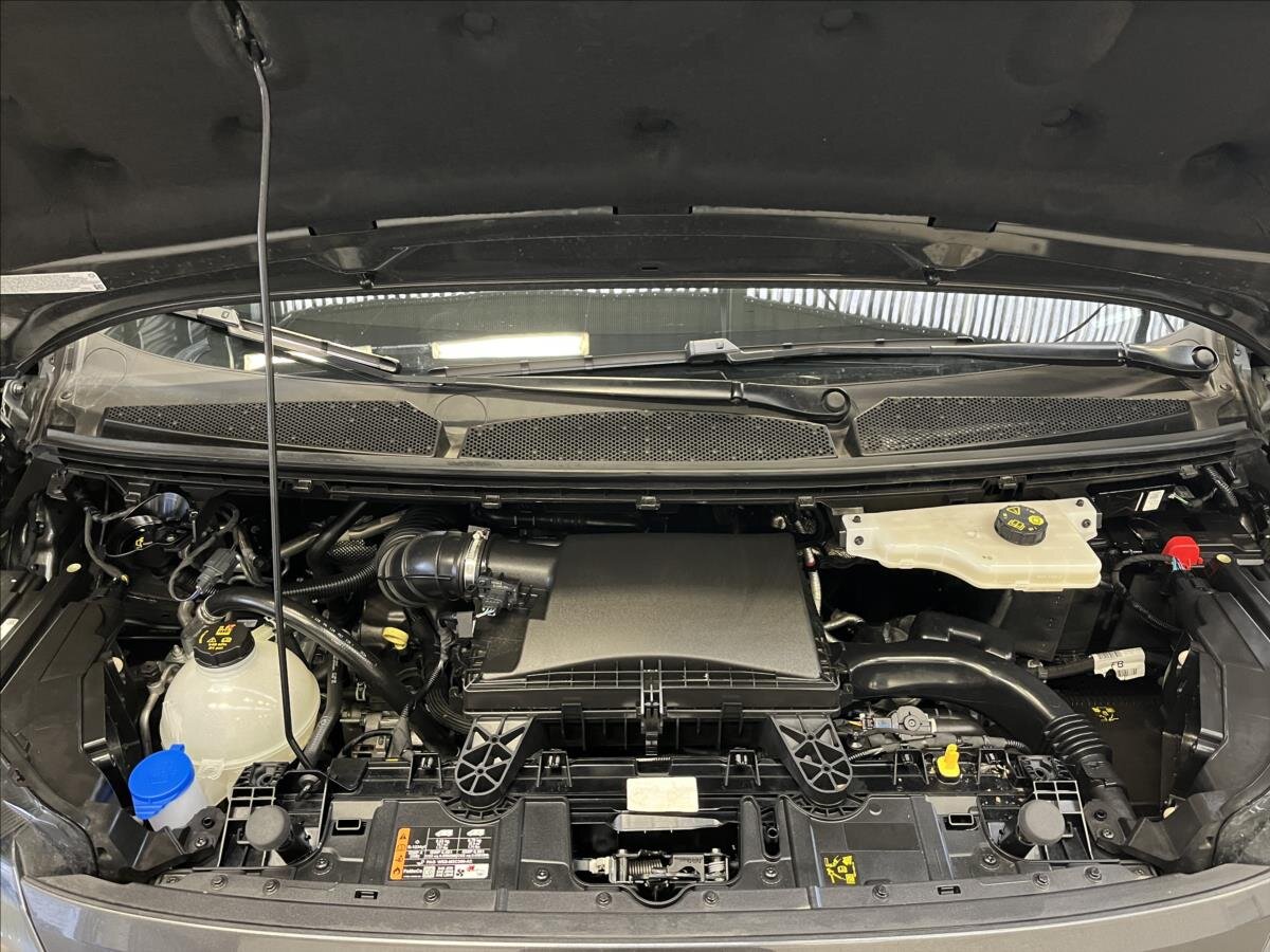 Volkswagen Caravelle Kombi 2,0 l 110 kw