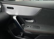 Mercedes-Benz Třídy A Hatchback 2,0 l 310 kw