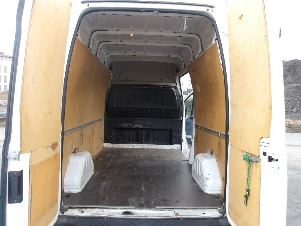 Ford Transit Skříň 2,2 l 74 kw