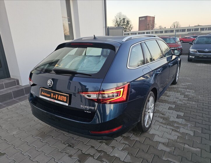 Škoda Superb Kombi 2,0 l 140 kw