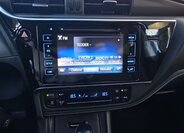 Toyota Corolla Sedan / Limuzína 1,6 l 97 kw