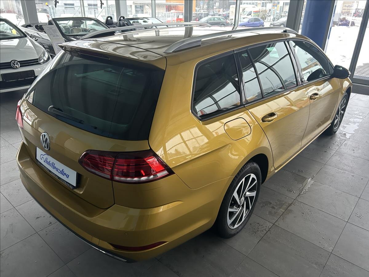 Volkswagen Golf Kombi 999,0 81 kw