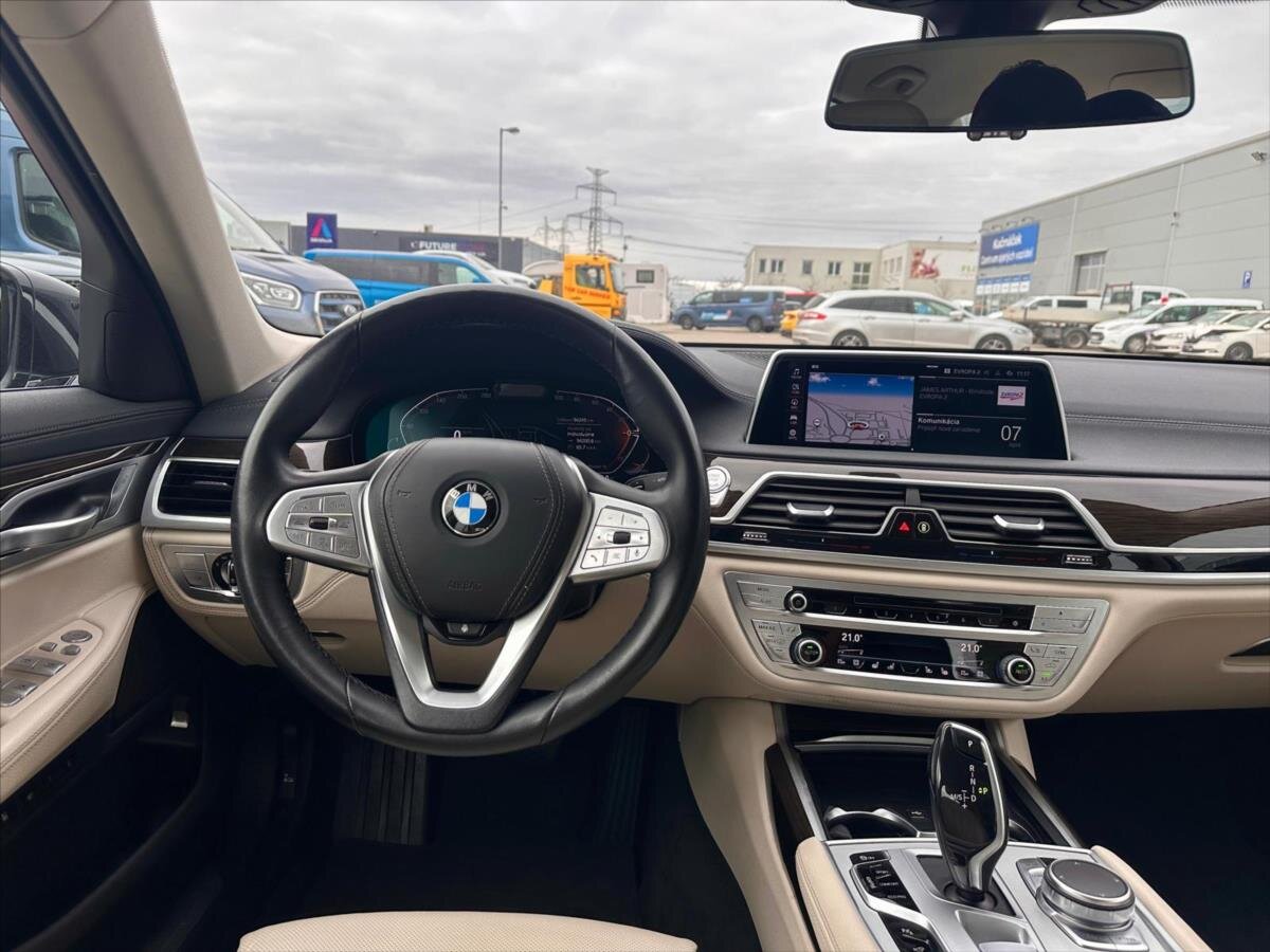 BMW Řada 7