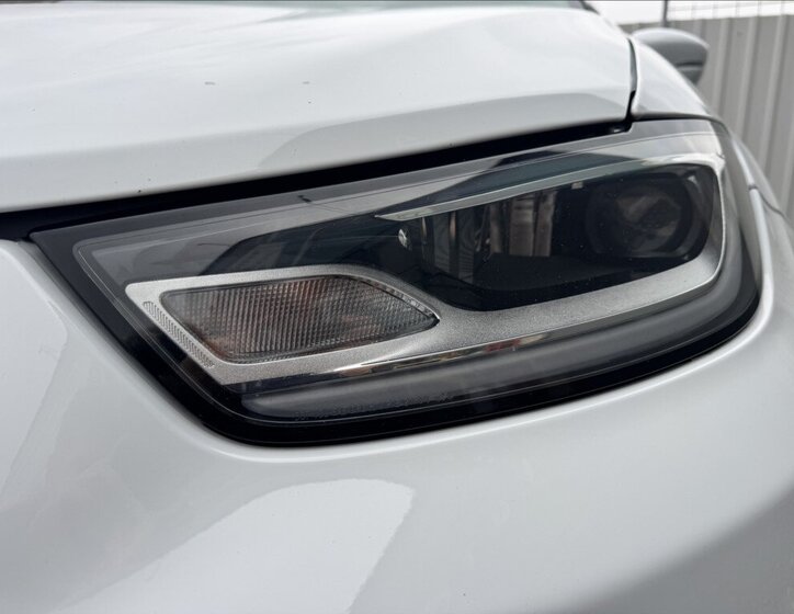 Chrysler Pacifica 10