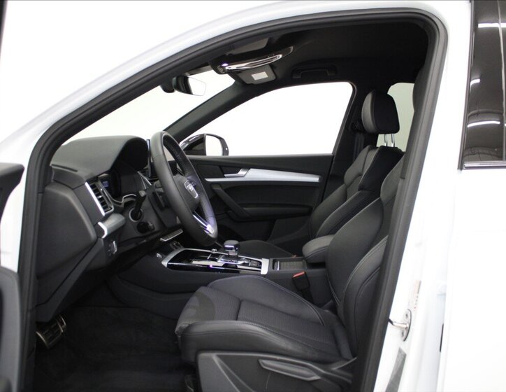 Audi Q5 SUV 2,0 l 150 kw