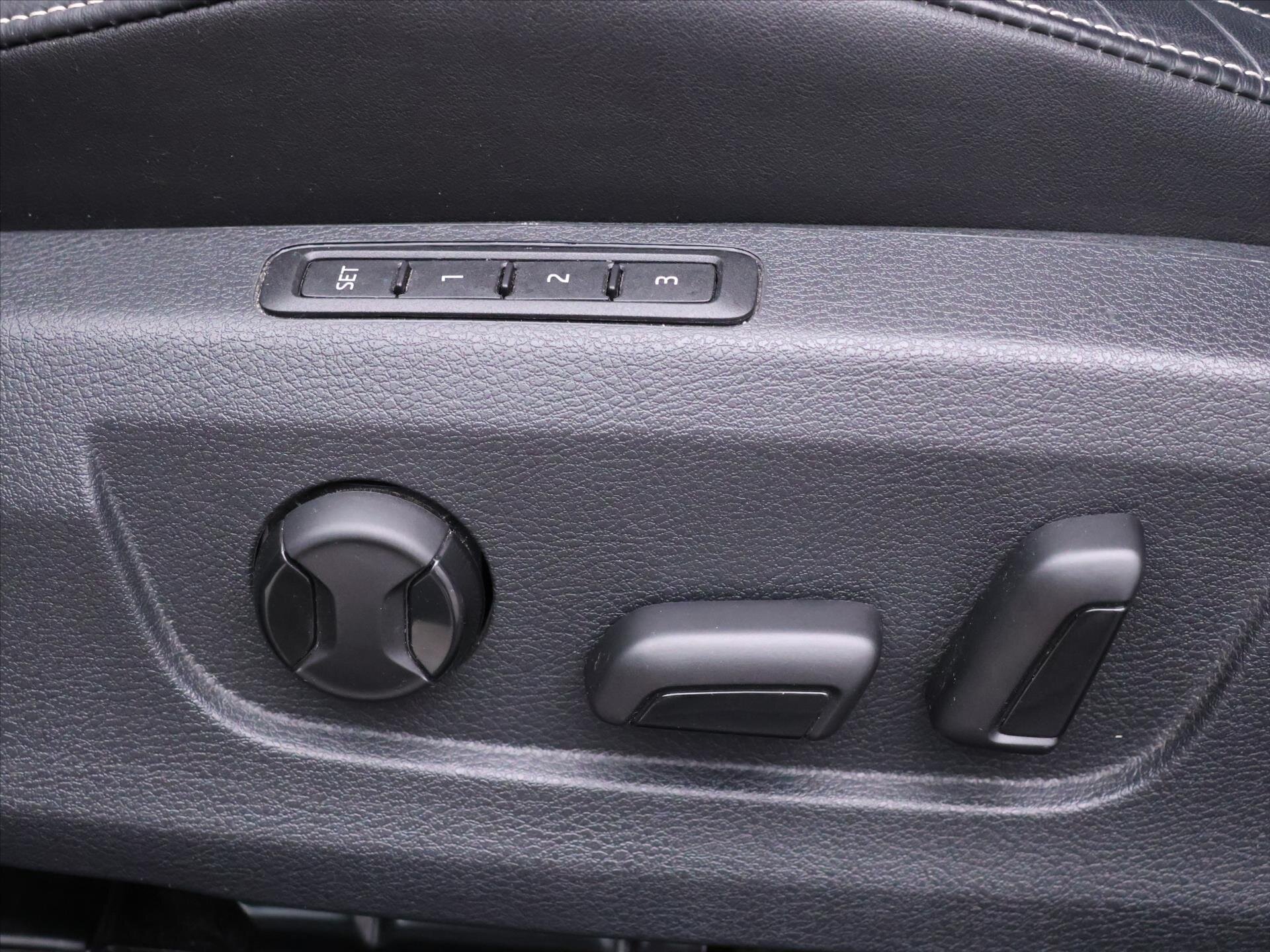 Škoda Superb Liftback 2,0 l 110 kw