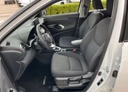 Toyota Yaris Cross 14