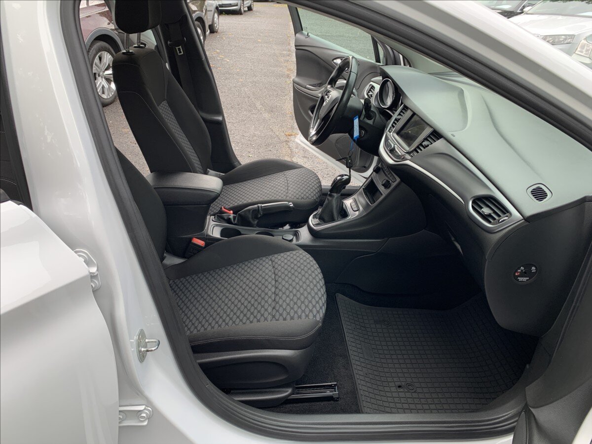 Opel Astra Hatchback 1,5 l 77 kw