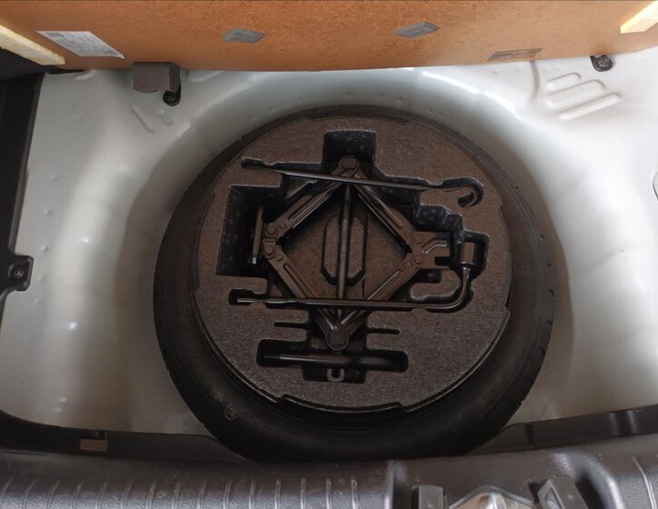 Hyundai i10 Hatchback 998,0 49 kw