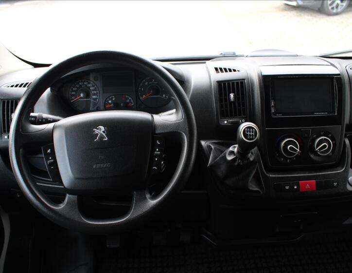 Peugeot Boxer 25