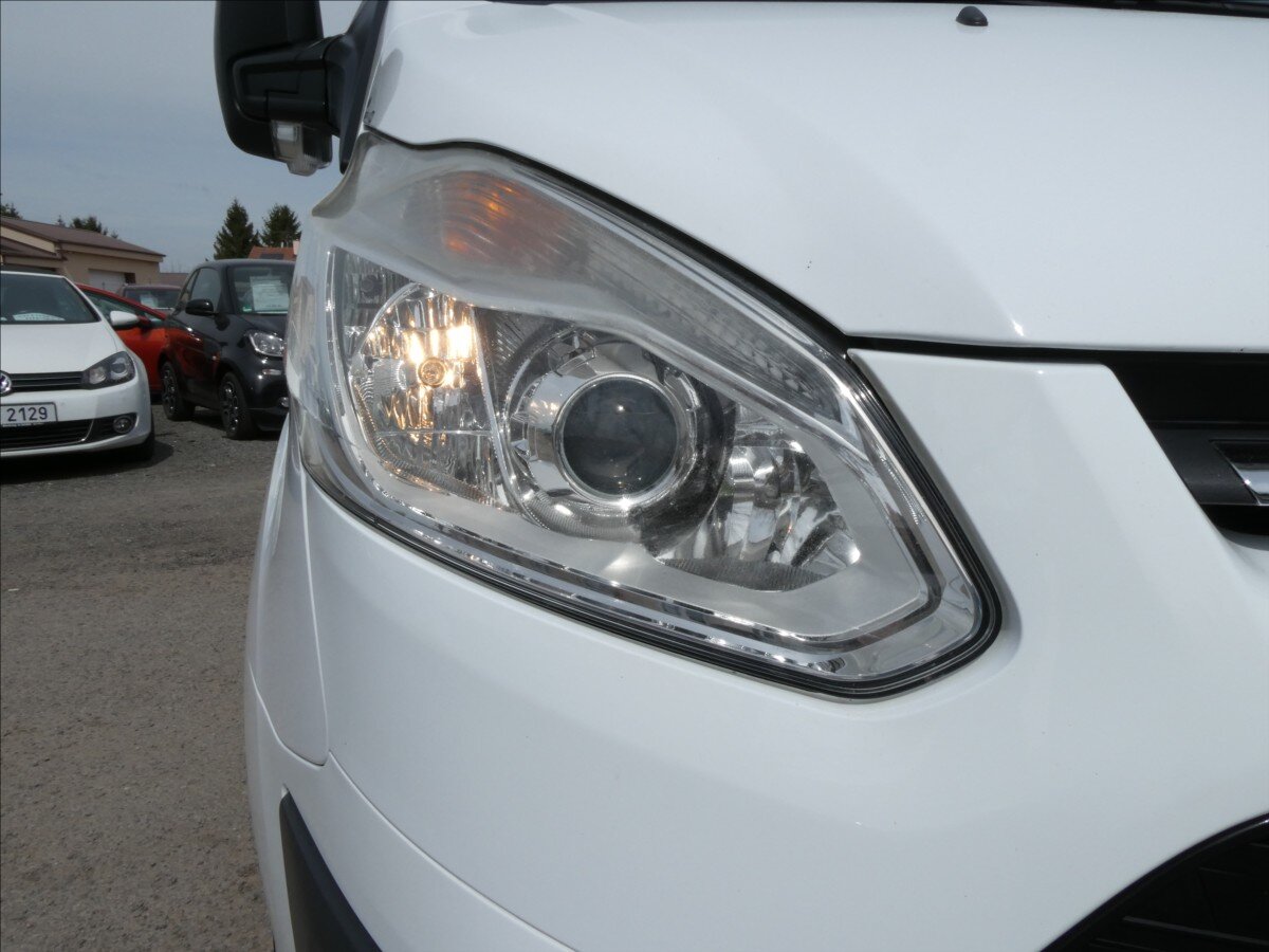 Ford Tourneo Custom Ostatní 2,0 l 96 kw