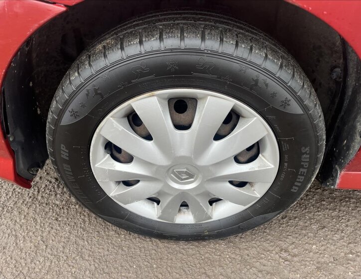 Renault Laguna Liftback 1,5 l 81 kw