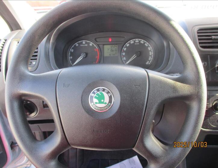 Škoda Roomster 17